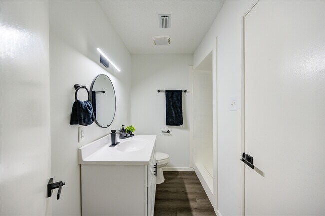 Building Photo - 12127 Palmton St