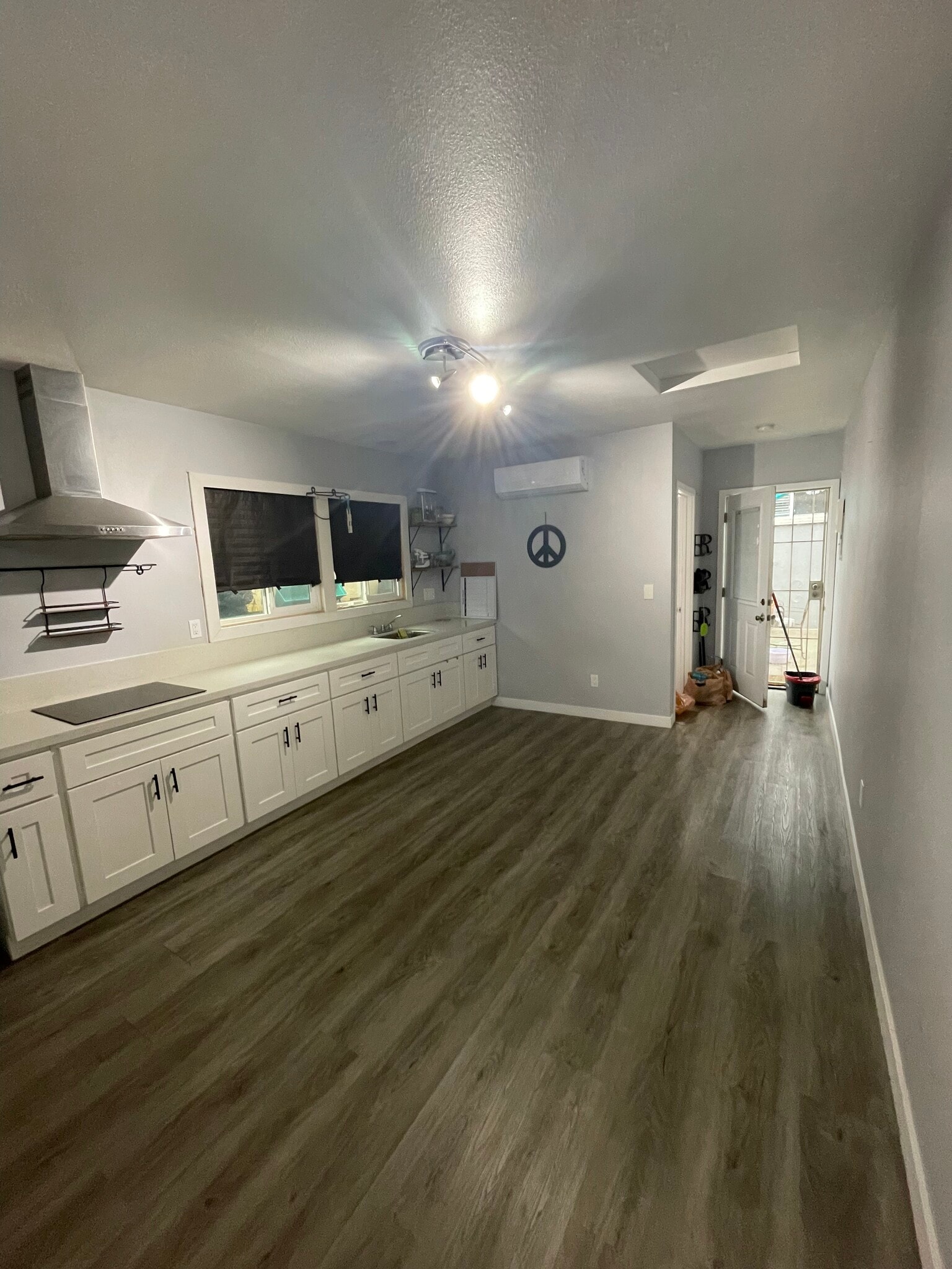 Building Photo - 6425 Haas Ave