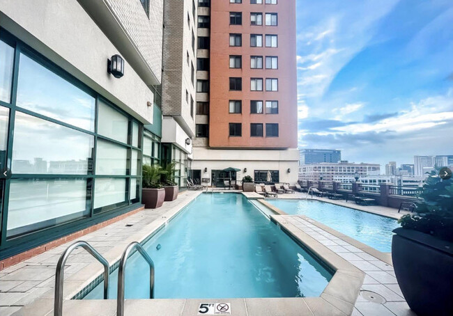 Rooftop Cascade Swimming Pool - 414 Water St