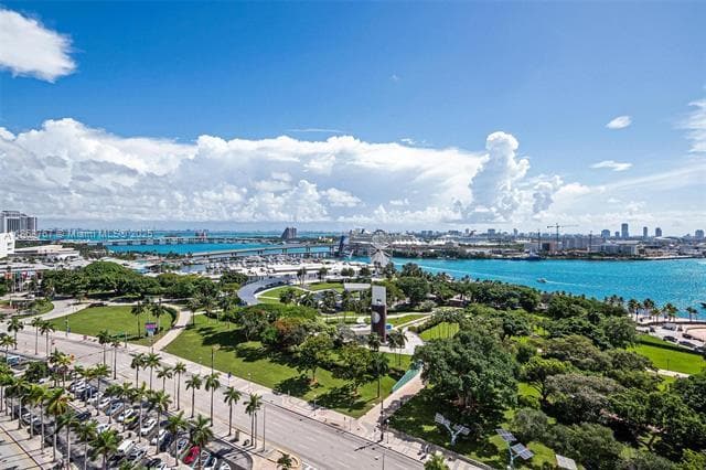 Building Photo - 50 Biscayne Blvd
