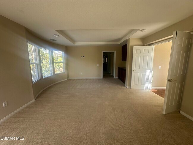 Building Photo - 3073 Heavenly Ridge St