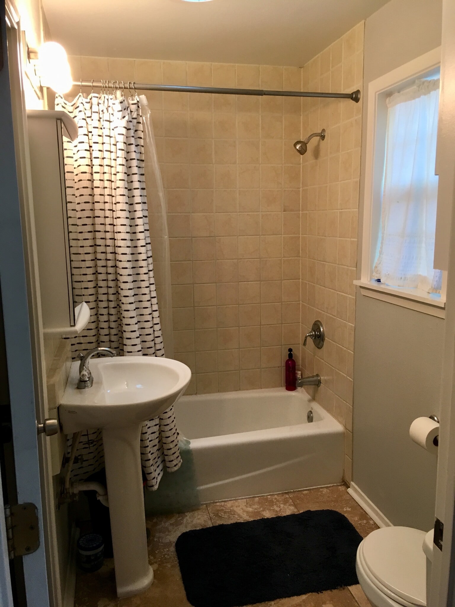Master bath - 4302 Duval Street