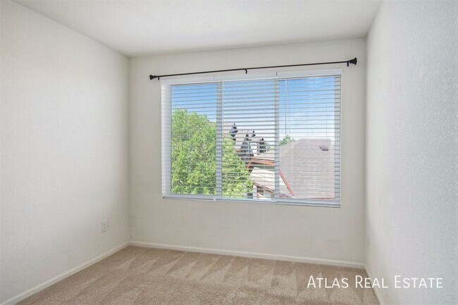 Building Photo - 15165 E 16th Pl