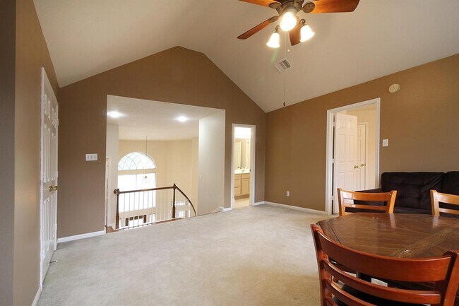 Building Photo - 18811 Cypress Chateau Dr