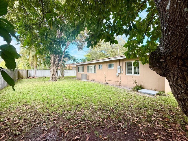 Building Photo - 1340 Miami Springs Ave