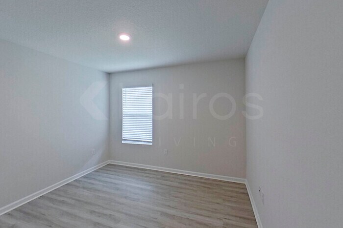 Building Photo - 309 Monarch Ln