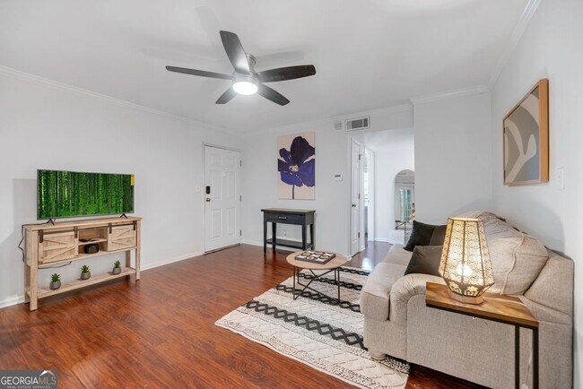 Building Photo - 1445 Monroe Dr NE