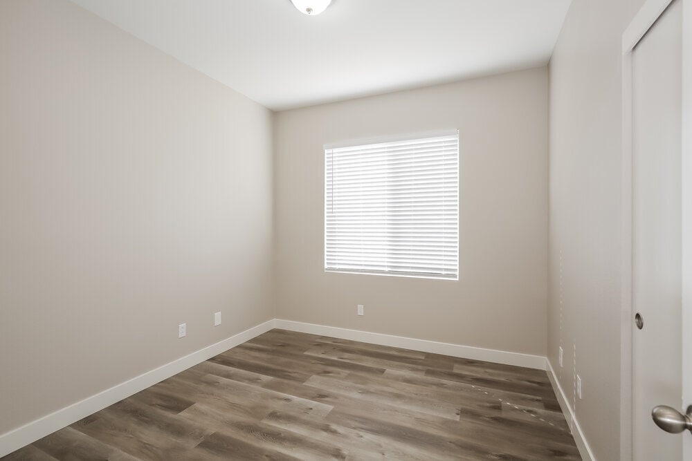 Building Photo - 1002 Tidal Foam Ct