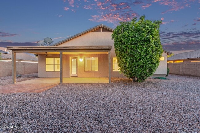 Building Photo - 2390 E Whitten St