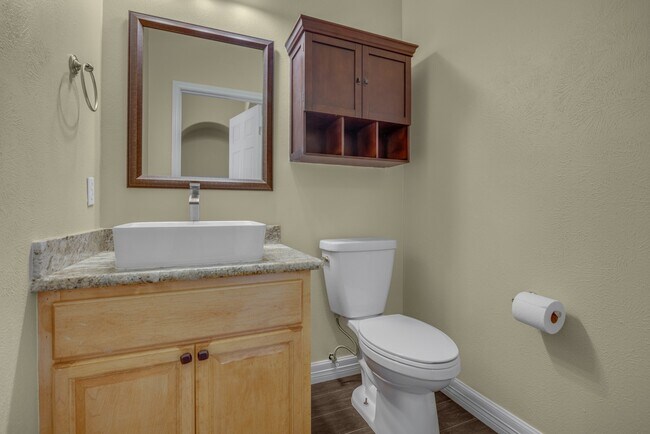Building Photo - 2919 Silverbit Trail Ln