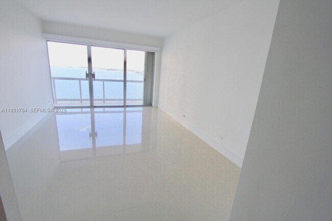 Building Photo - 2451 Brickell Ave