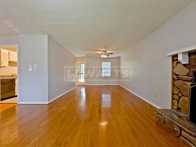 Building Photo - 3803 Crosby Dr