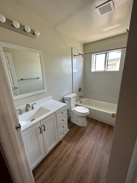 Building Photo - 156 Action Ct