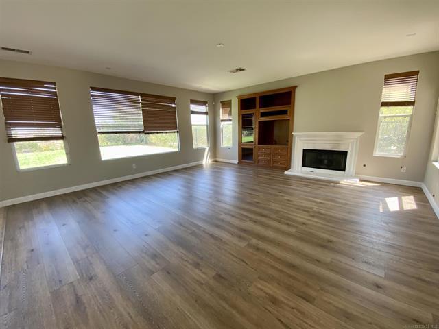 Building Photo - 2130 Pamplona Ct