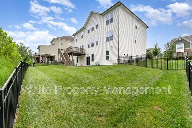 Building Photo - 209 Forsythia Ln