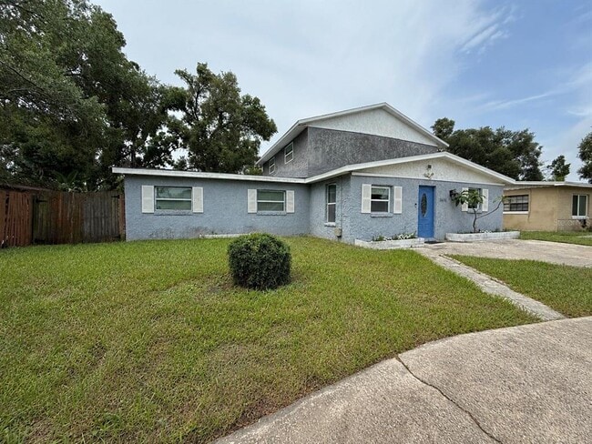 Building Photo - 3415 Grv St Cir