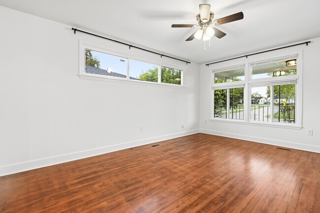 Building Photo - 3831 Hottinger Ave