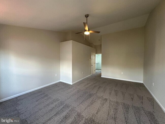Building Photo - 13112 Quail Creek Ln