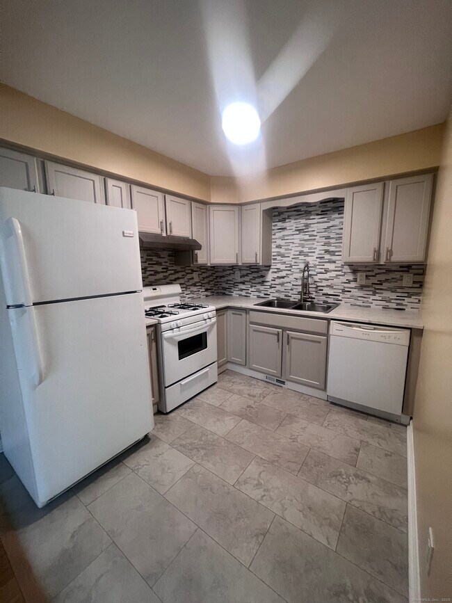 Building Photo - 60 Martin Luther King Dr