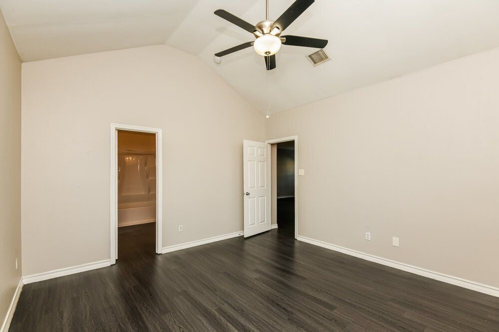 Building Photo - 2012 Alanbrooke Dr