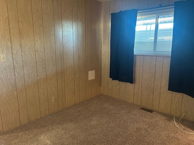 Building Photo - 2 bedroom long term rental in Sun Lakes