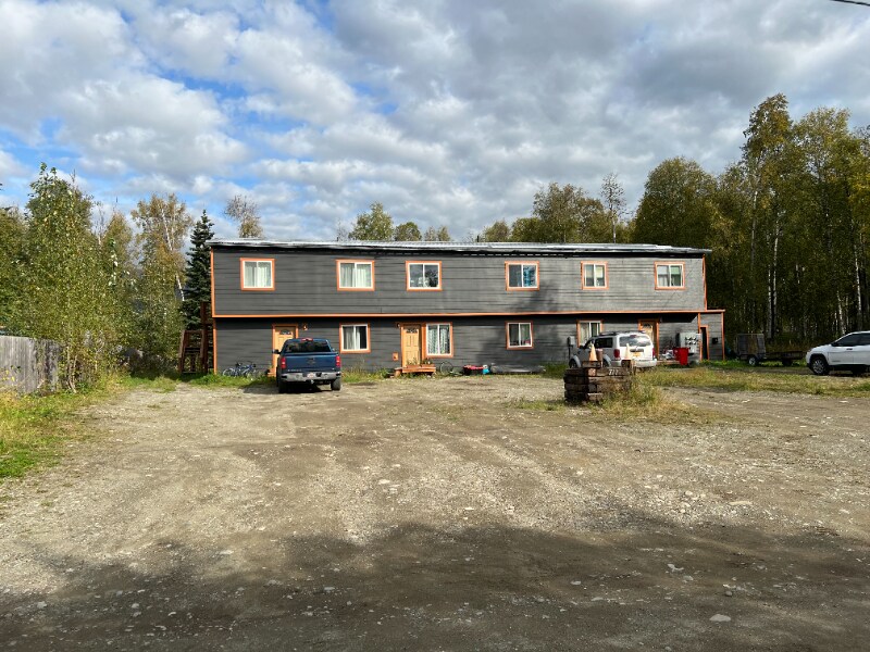 Building Photo - 711 E Mountain Ash Loop