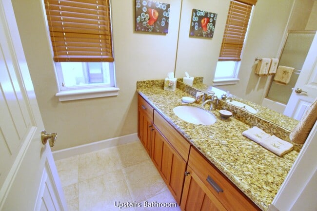 Building Photo - Tastefully Furnished and Exquisite 4 Bed/3 Bath in Hokulani Golf Villas with Ocean Views & Amenit...