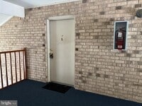 Building Photo - 2219 Lowells Glen Rd