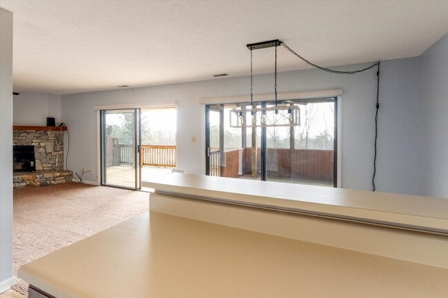 Building Photo - Lake Toxaway Condo