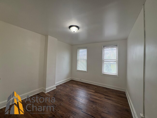 Building Photo - Rent Offers Accepted!