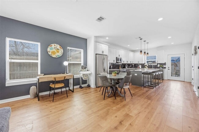 Building Photo - 6130 Conley St