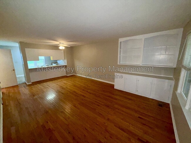 Building Photo - 119 S Atley Ln