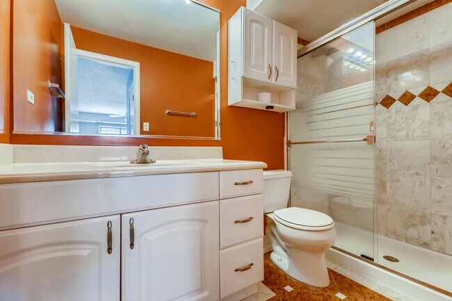 Building Photo - 475 Plum Creek Dr