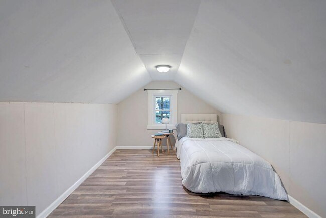 Building Photo - 504 Capitol Heights Blvd