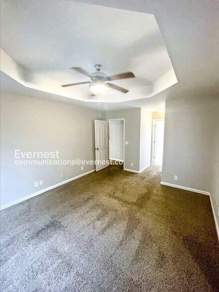 Building Photo - 3740 N Jot Dr