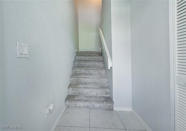 Building Photo - 60 Emerald Woods Dr