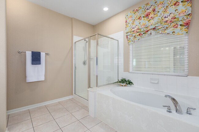 Building Photo - 17255 Mitchell Pass Ln