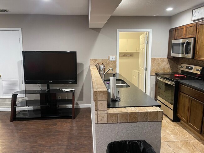 Building Photo - 4539 Guadalajara Dr