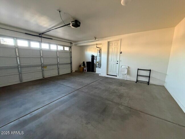 Building Photo - 297 E Kaibab Dr