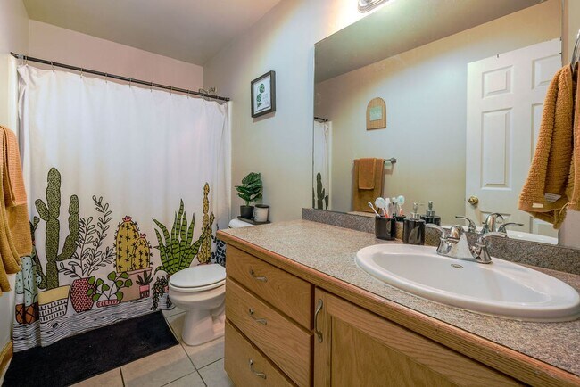 Building Photo - 1535 Cedar Shoals Dr