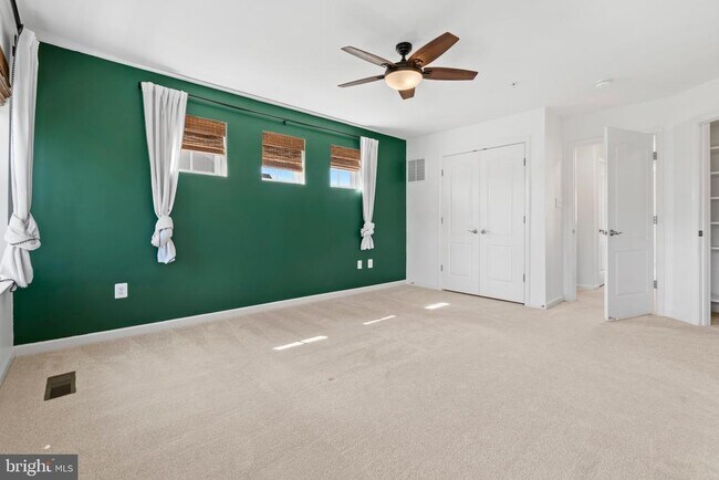 Building Photo - 8317 Horned Owl Ln