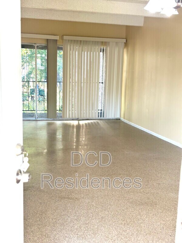 Building Photo - 5504 Pine Forest Ct