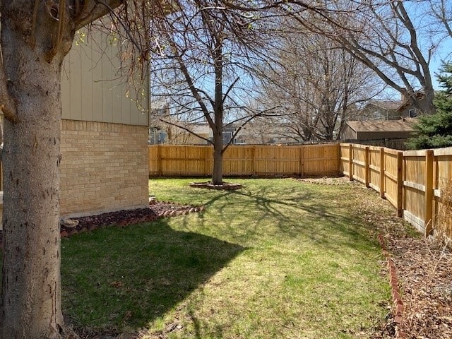 Building Photo - 7427 S Fairfax Ct