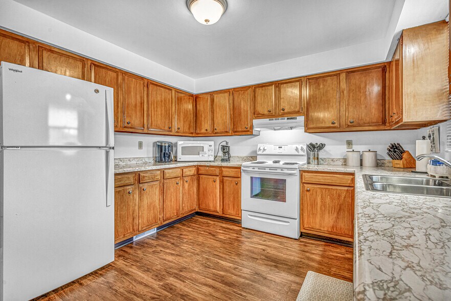 Building Photo - 1726 N 28th St