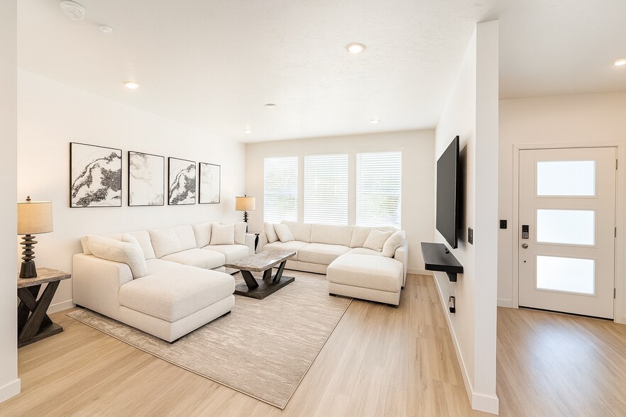 Building Photo - 11618 S Old Cedar Dr