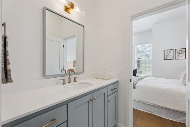 Building Photo - 18817 Selah Wy