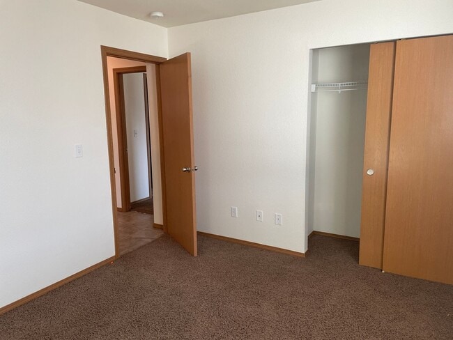 Building Photo - 1209 W Franklin St