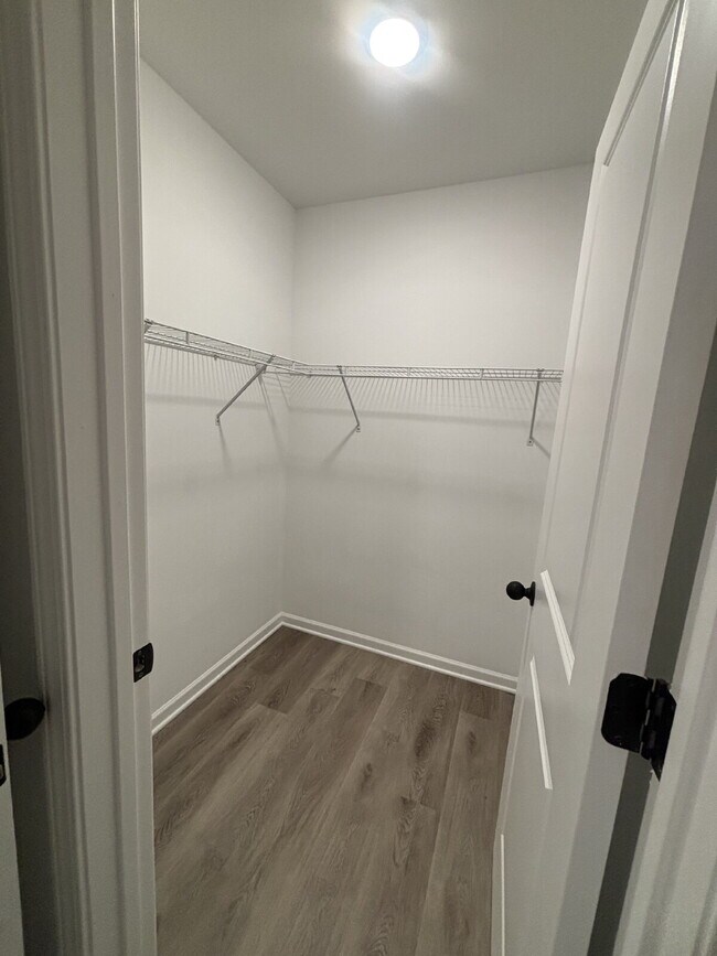 Building Photo - "Charming 4-Bedroom Home with 2 Full Baths on Callie Rd, Memphis – Spacious Living Awaits!"