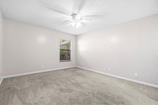 Building Photo - 5335 Havasu Ct