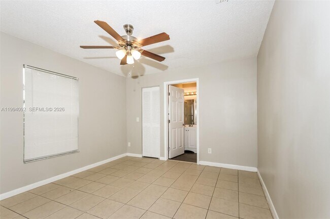 Building Photo - 1274 SW Byron St